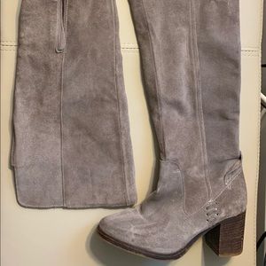 Over-the-knee authentic suede boots Made in Italy